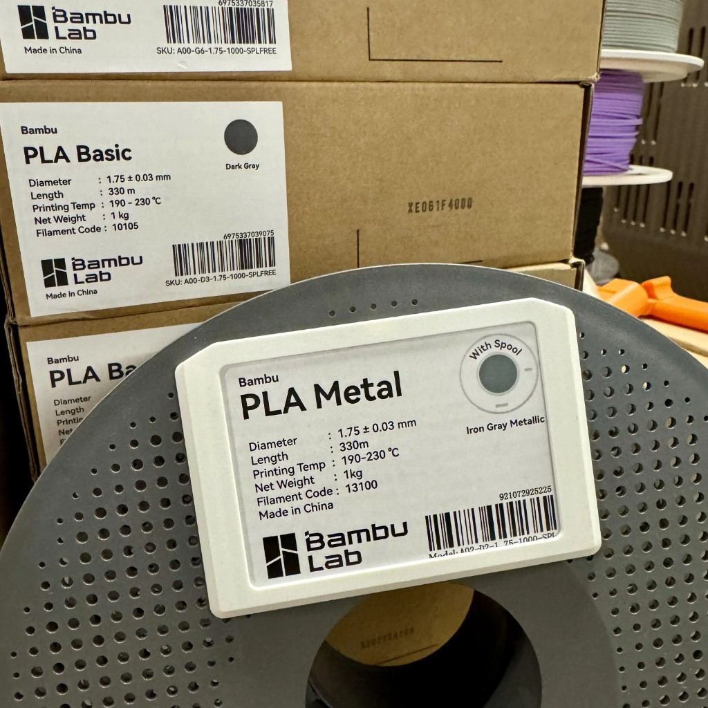 Etiqueta de un rollo de filamento con diámetro 1,75 mm y temperatura de impresión